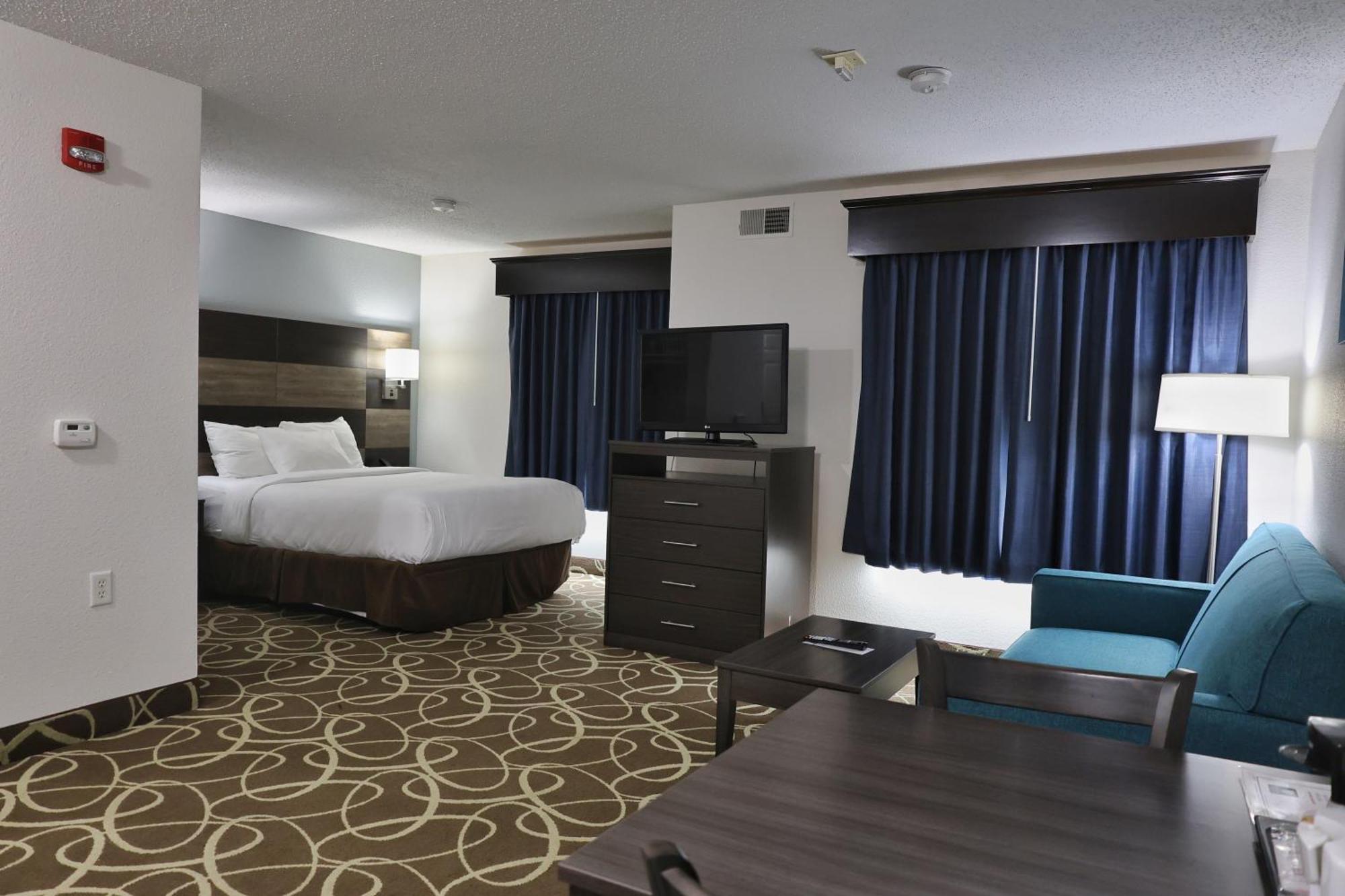 Mainstay Suites Madison Airport Exterior photo