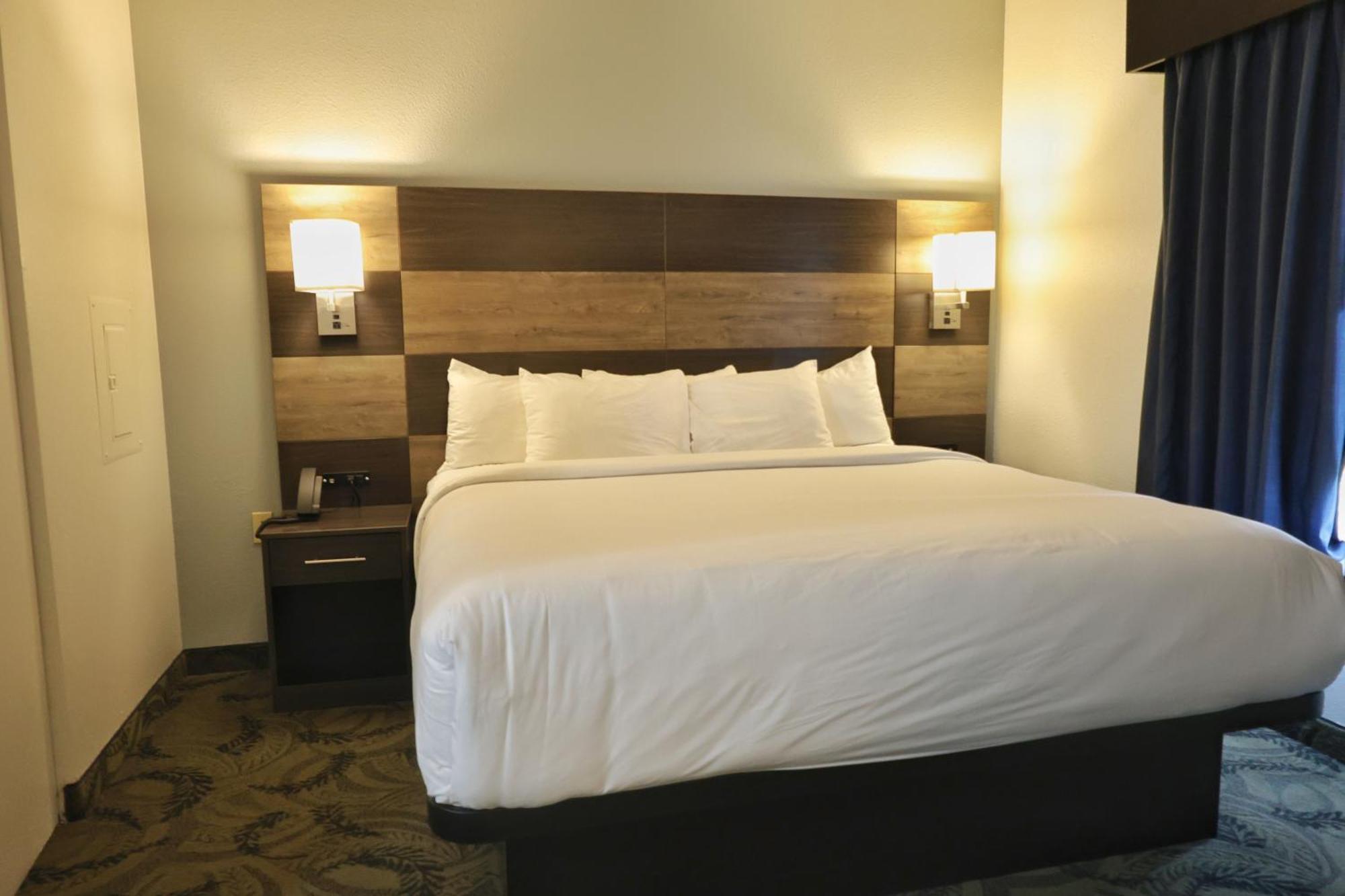 Mainstay Suites Madison Airport Exterior photo