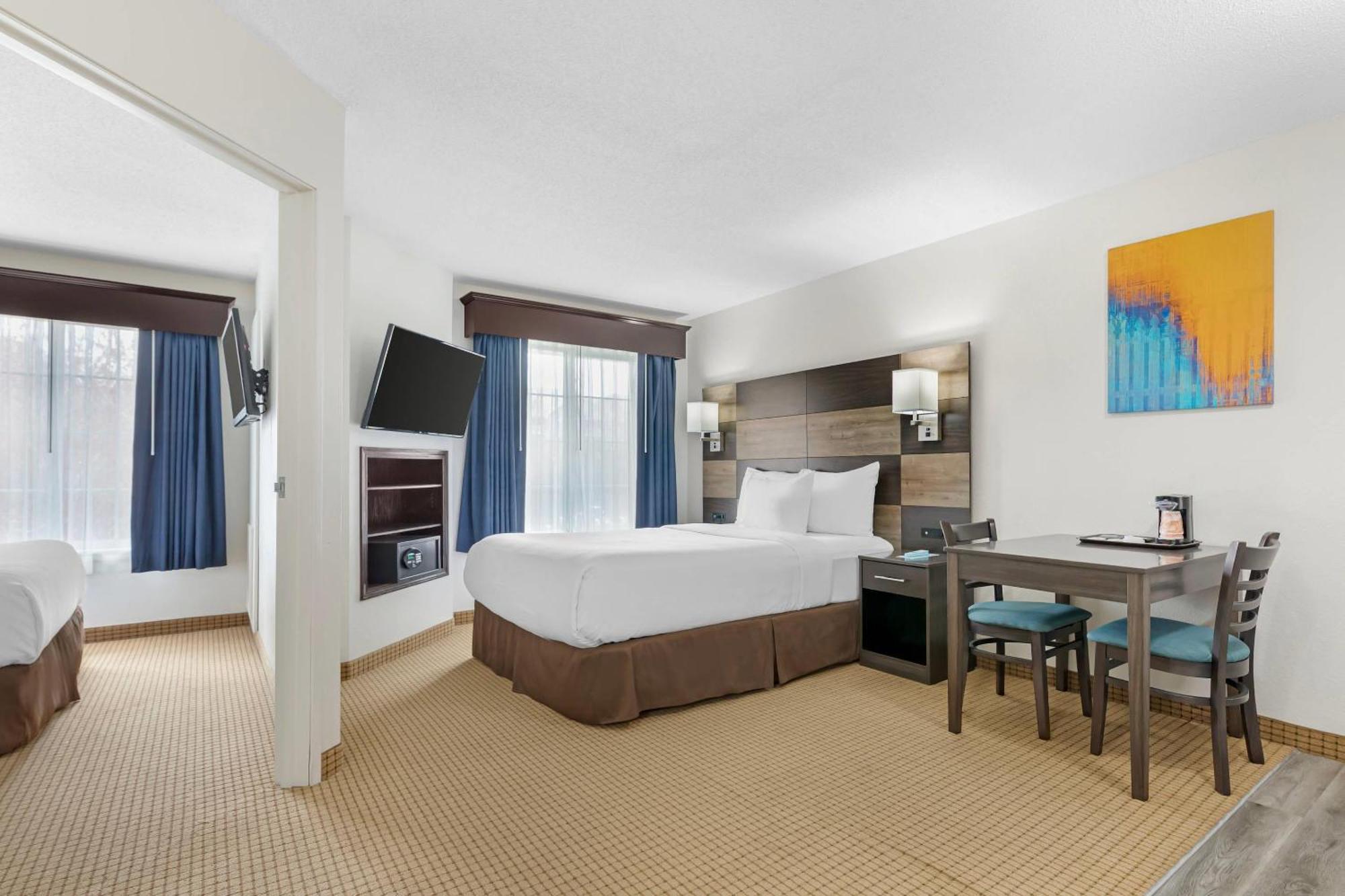 Mainstay Suites Madison Airport Exterior photo